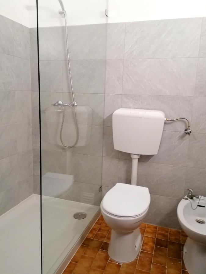 Apartament Ema'S Beach And Nightlife House Lagos Zewnętrze zdjęcie