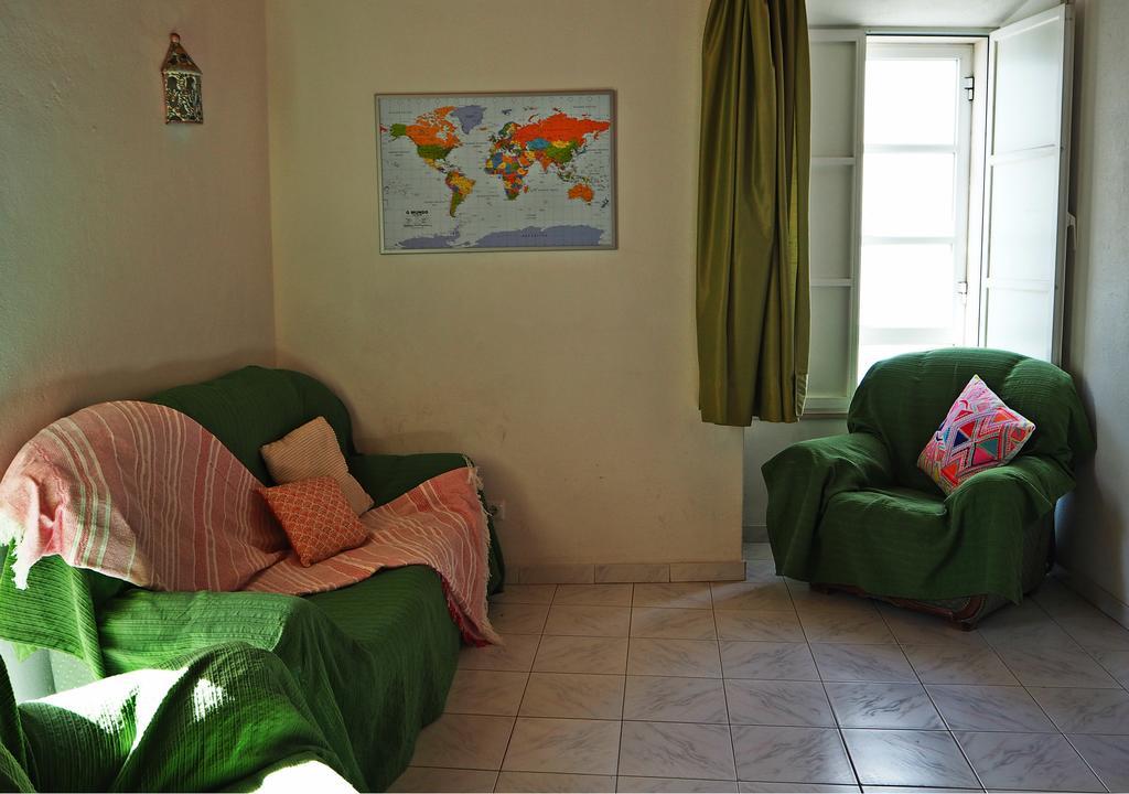 Apartament Ema'S Beach And Nightlife House Lagos Zewnętrze zdjęcie